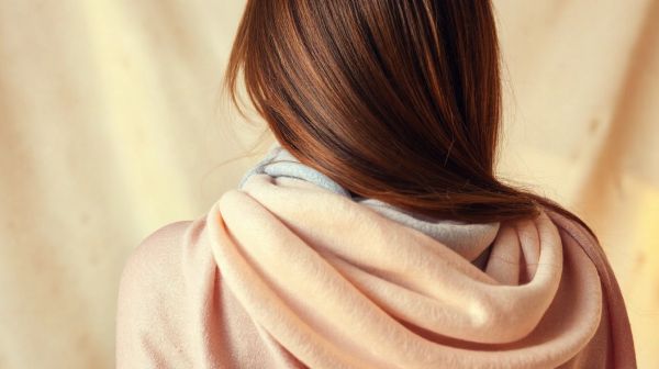 Top écharpes en cachemire pour femmes : élégance et douceur