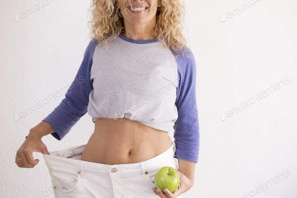 Quels éléments clés pour choisir un pantalon de smoking féminin pour une réception formelle?